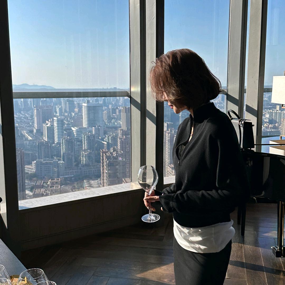 姣爷轻奢优品♚