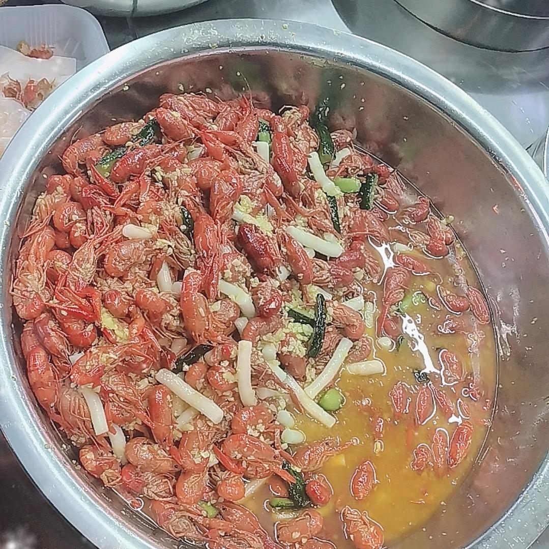 虾扯蛋大锅龙虾