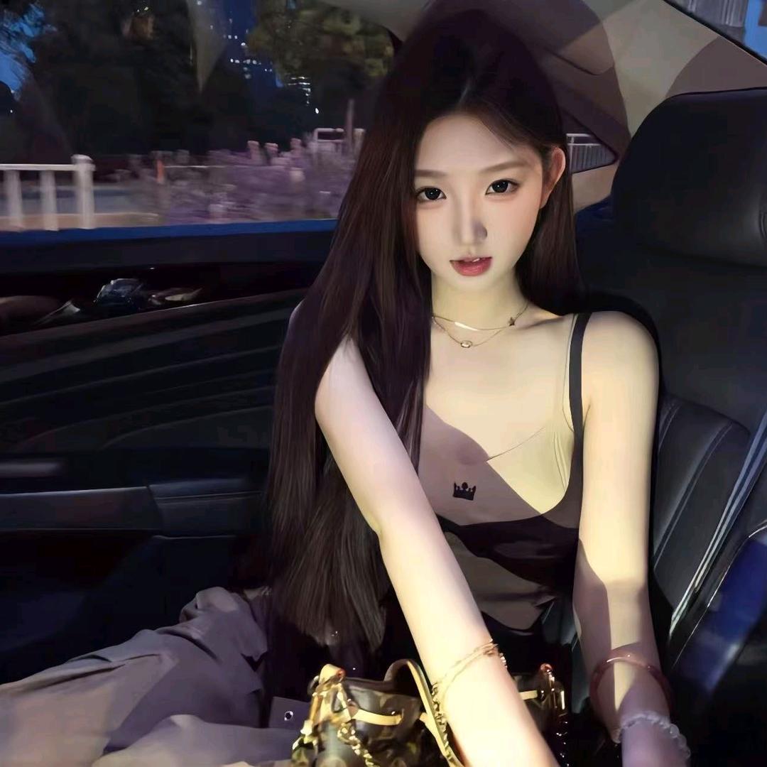 Julia奢品甄选