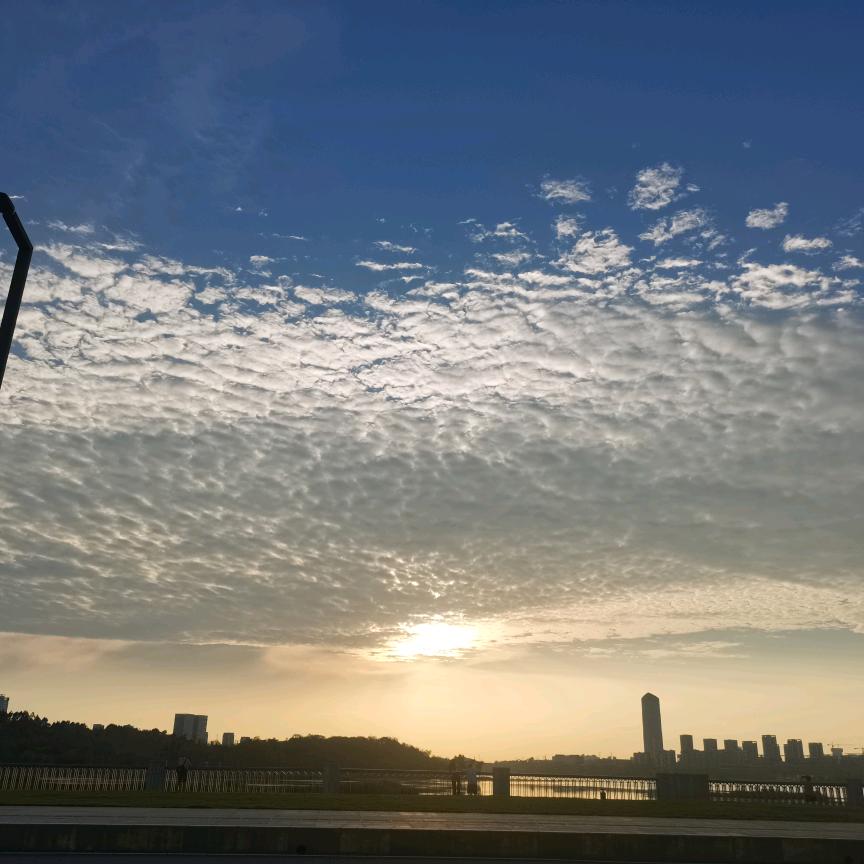 龙泉高价回收二手废旧手机电脑