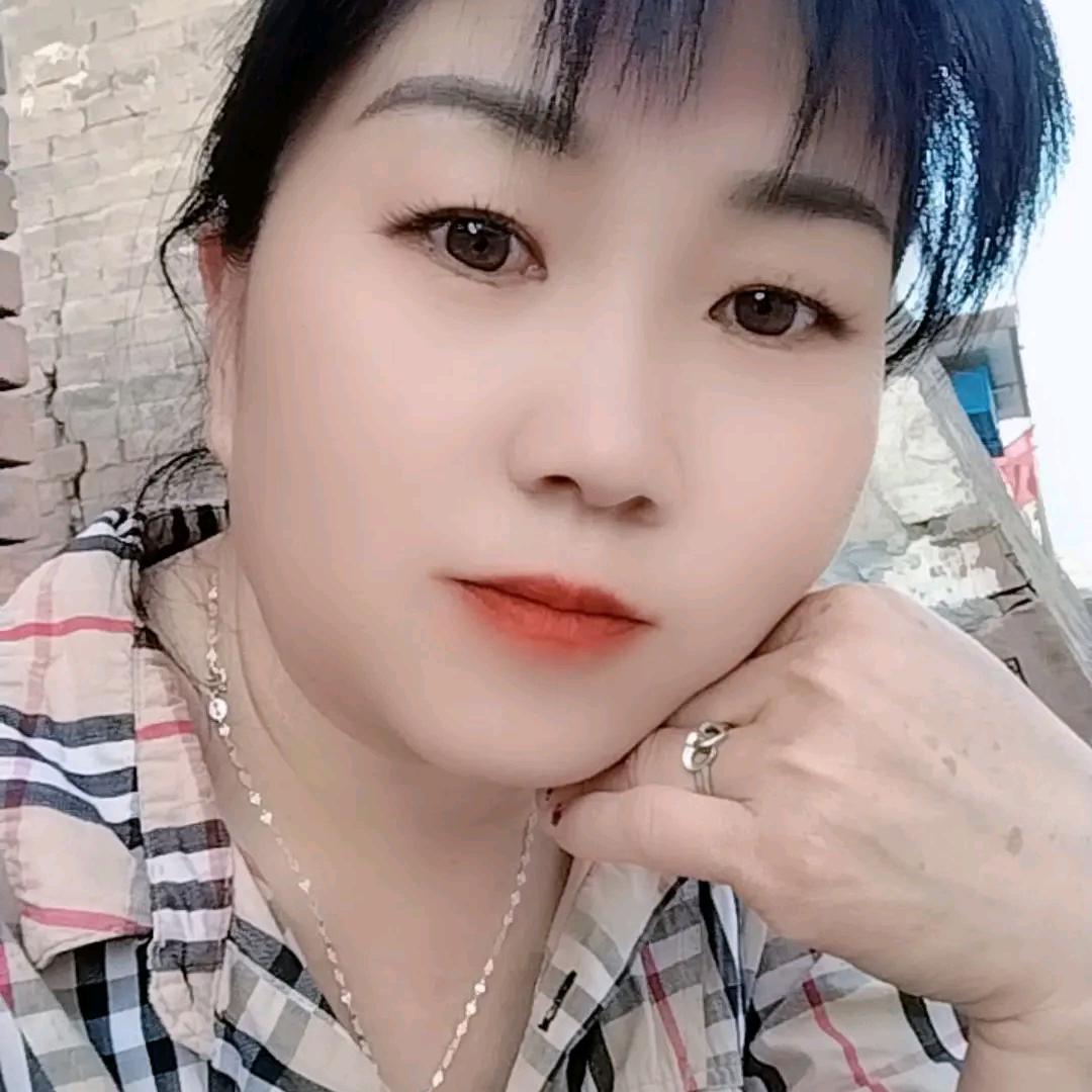 带刺的玫瑰🌹
