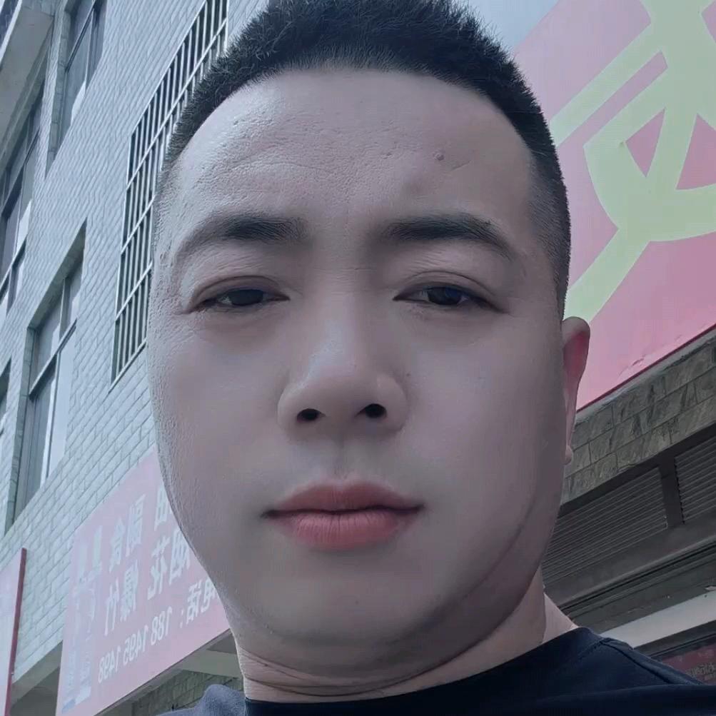 🚬᭄ཽ࿆孤独的狼࿐