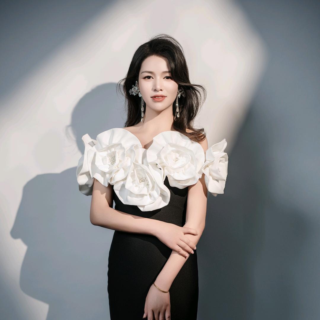 知颜美业—中草药泥膜