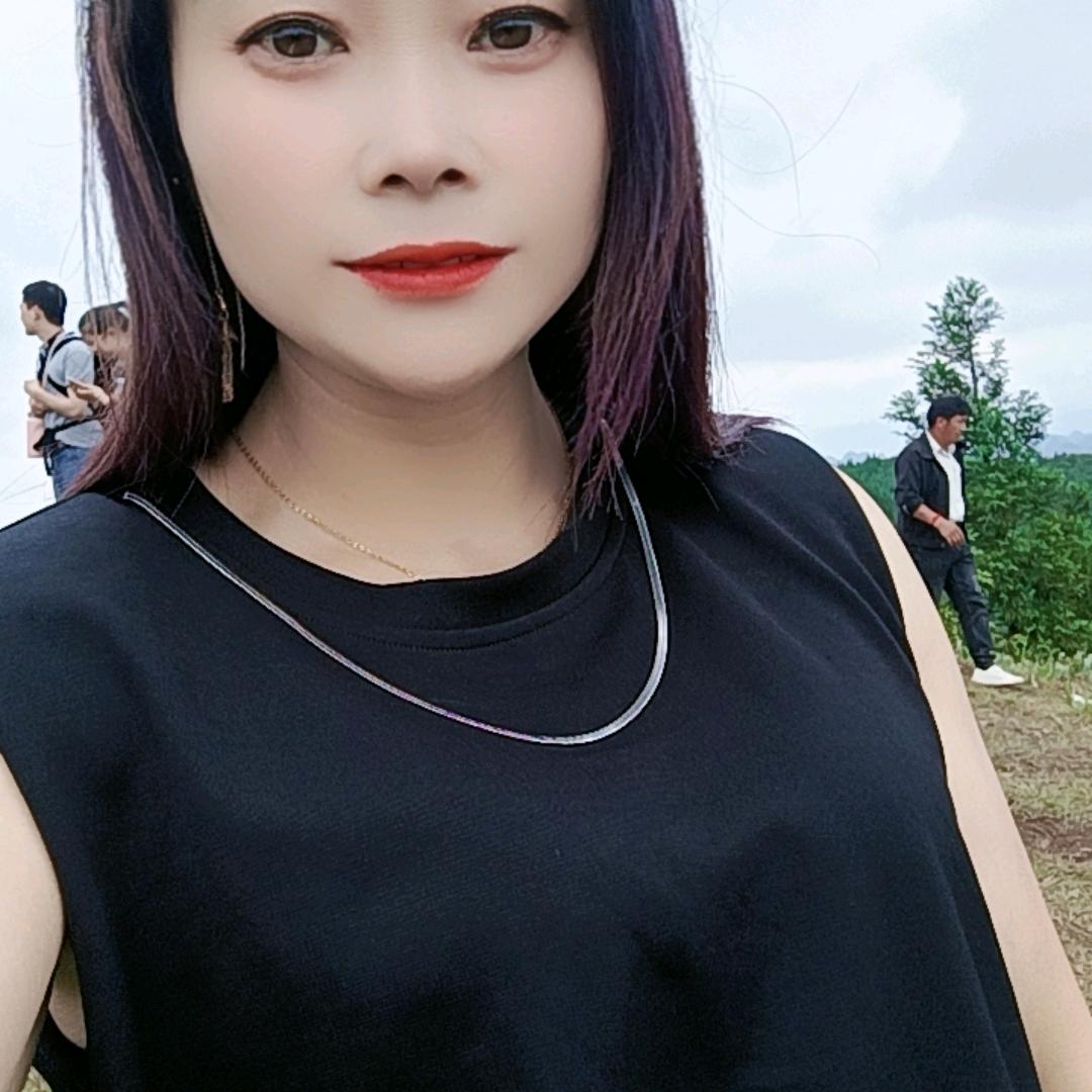 卢凤菊。