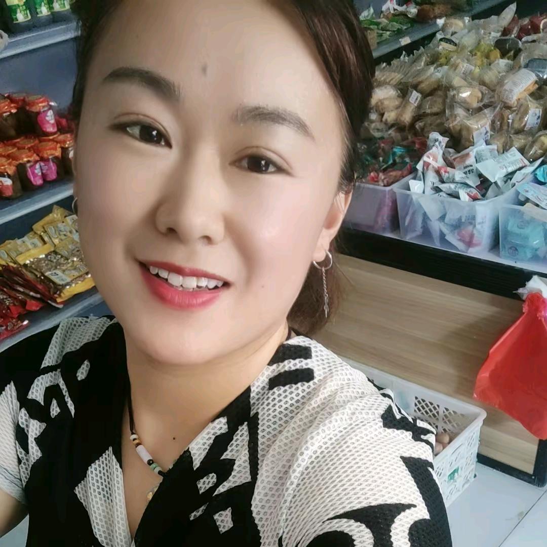 英子：