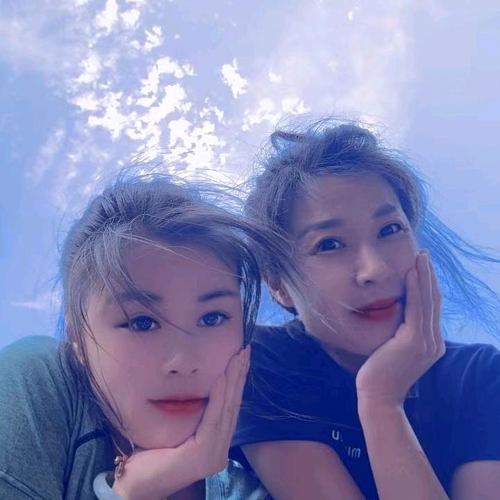 彭 玲  💋