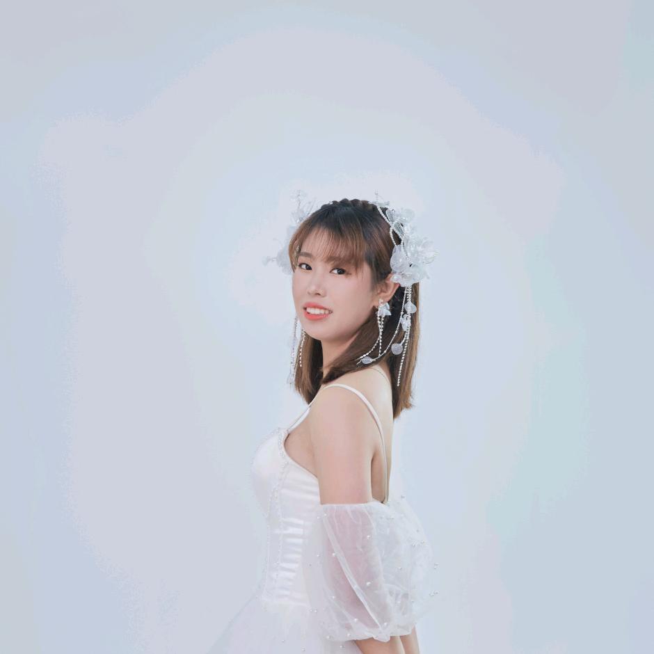 是小廖老师吖💞