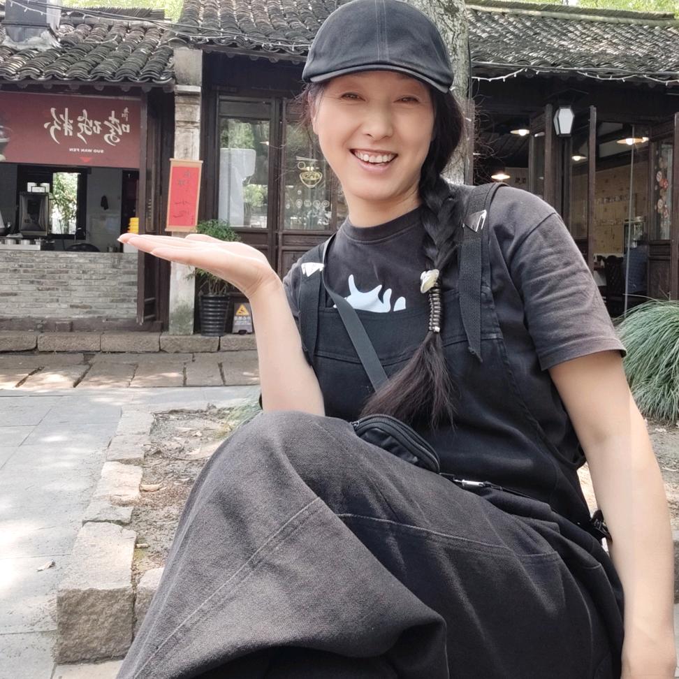 独如“鹰”姐