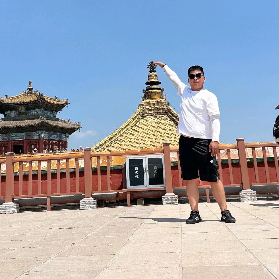 _____来跟生活比个耶✌