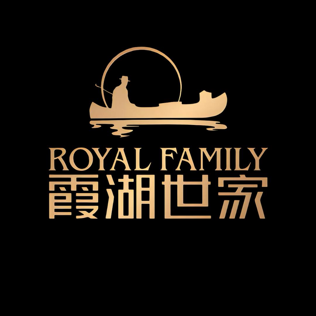 霞湖世家轻奢服装店