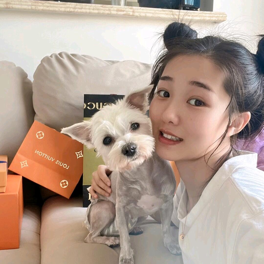 白雪公主.