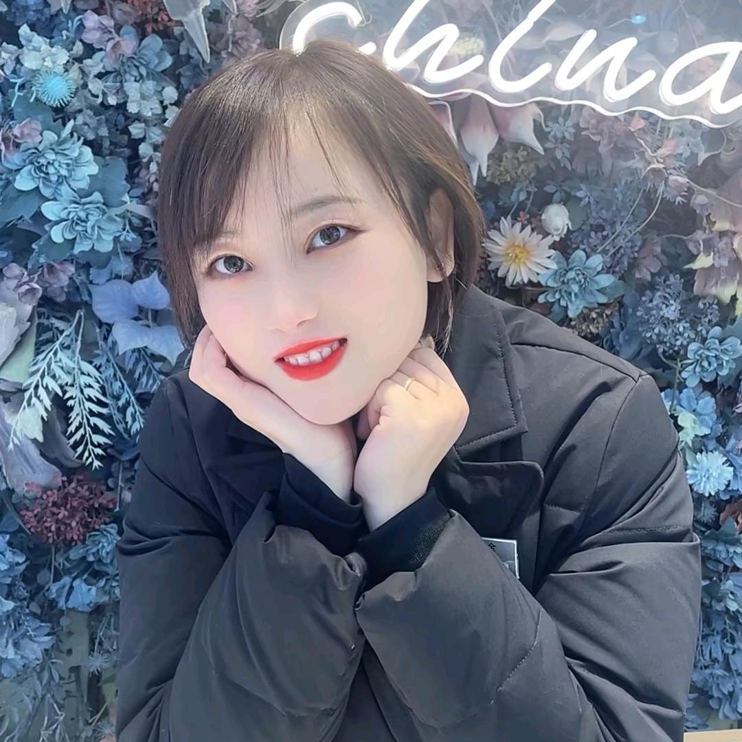 迮小朵  【中国黄金】