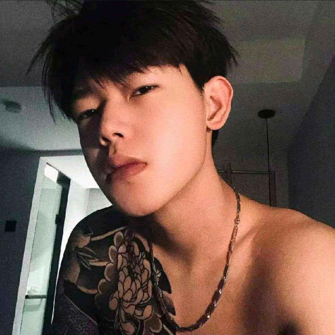 敌.