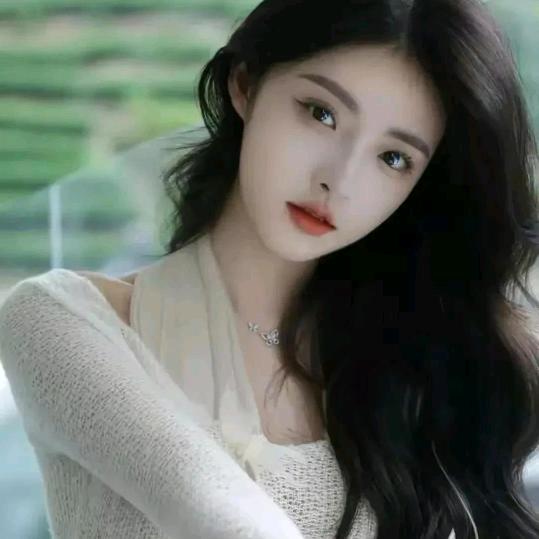 绫莞