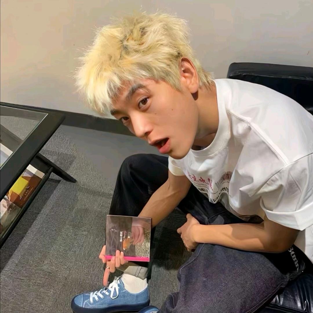 简单的
