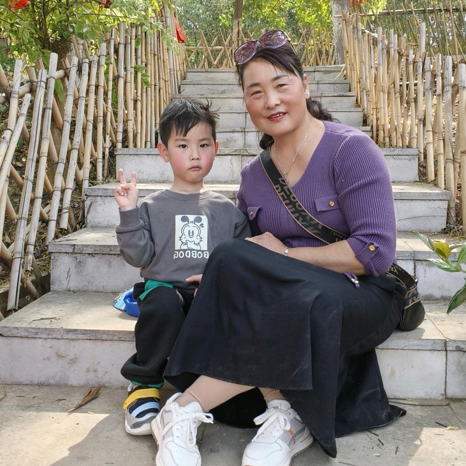 花的海洋《连赞拉黑》