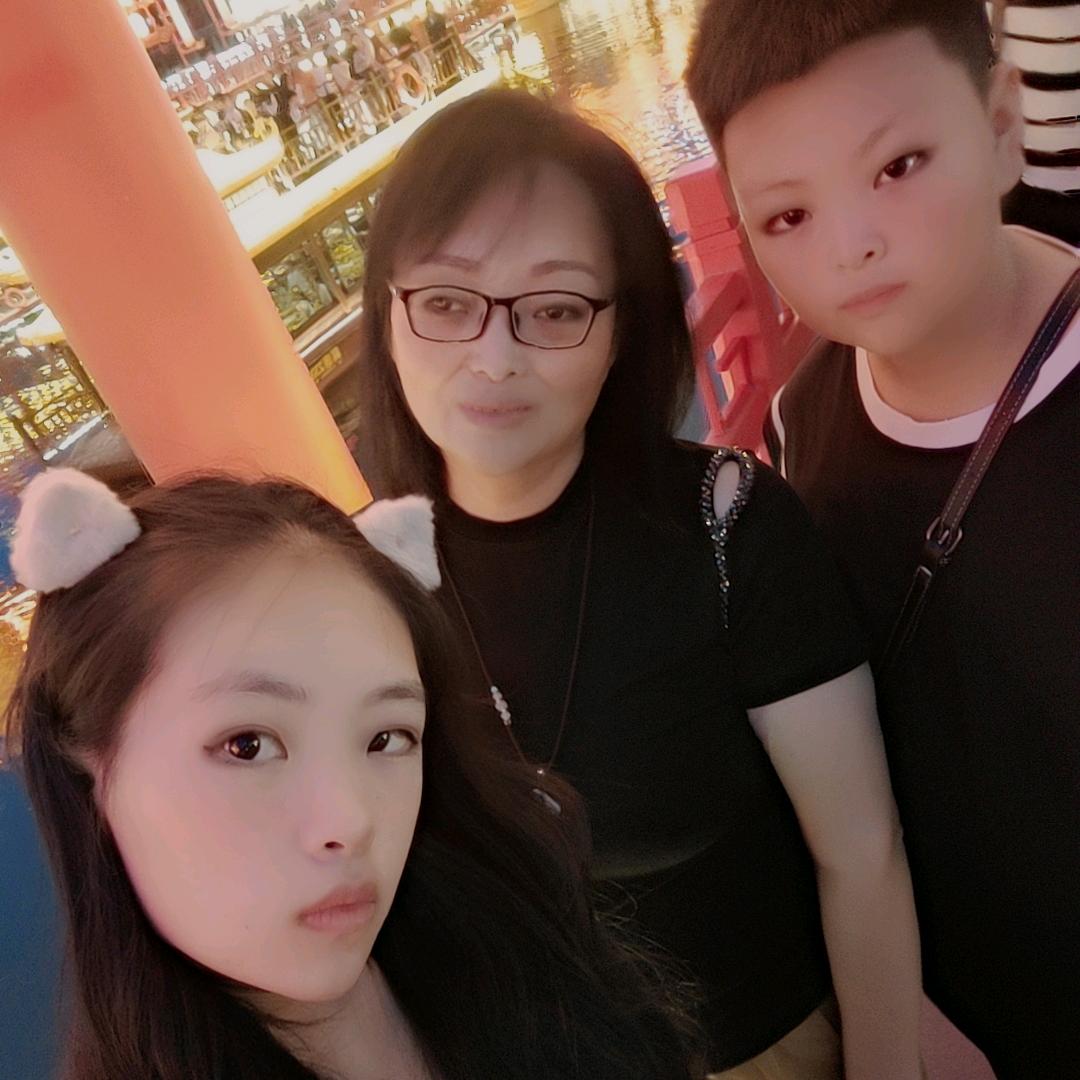 萱爸旭妈
