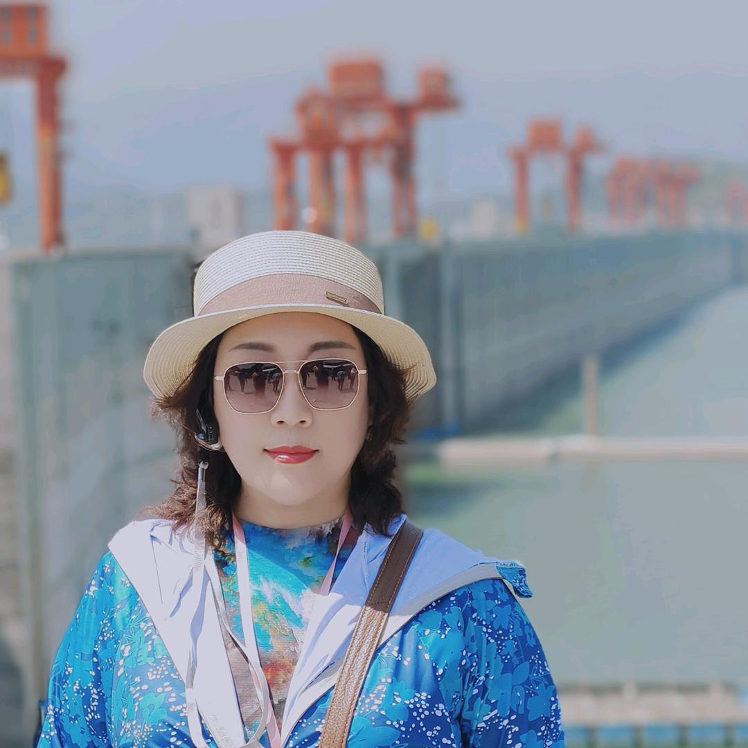 天街小雨《🐷🐷》