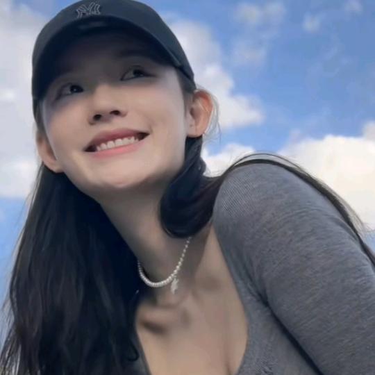 炫易传媒—佳佳