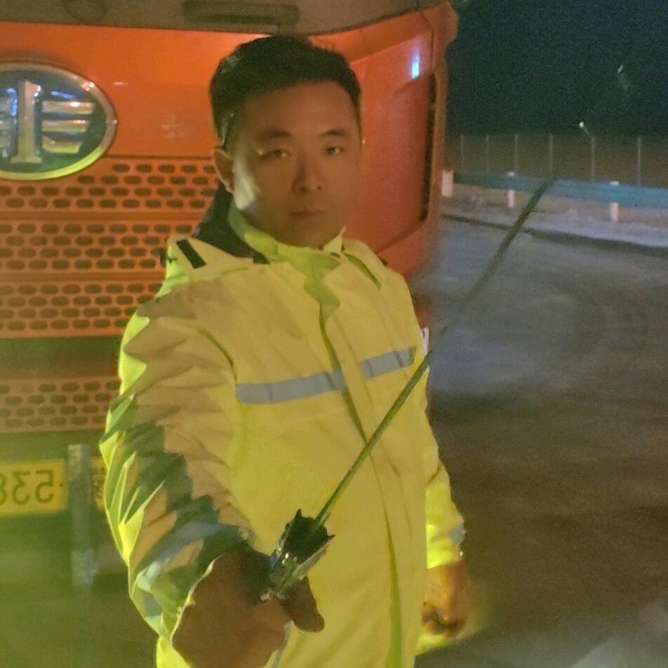 强子《奋力向前》