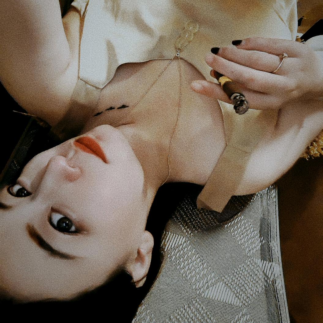 《    野蛮生长   》