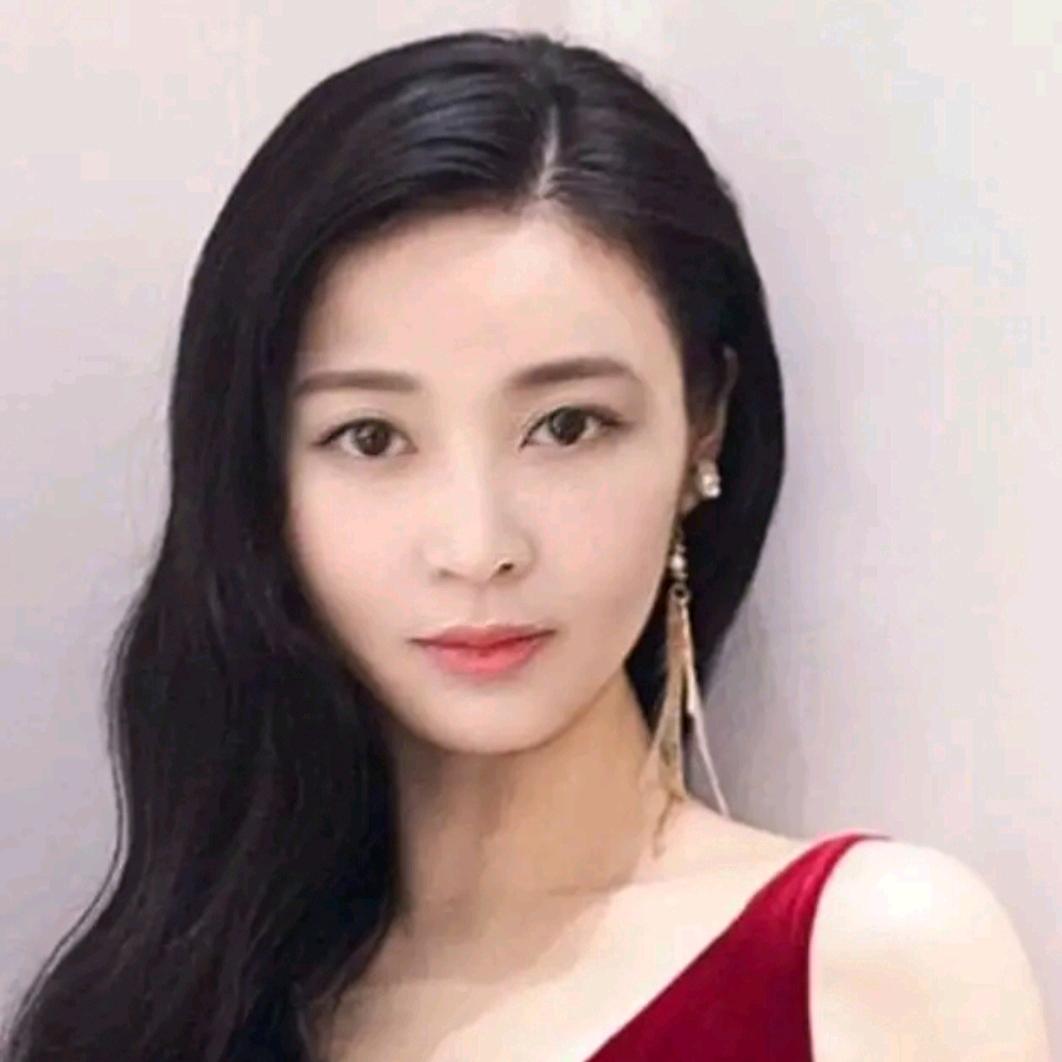 云彩🍁🍁🌹🌹