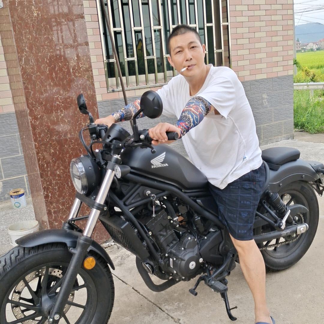 一日三餐还带床