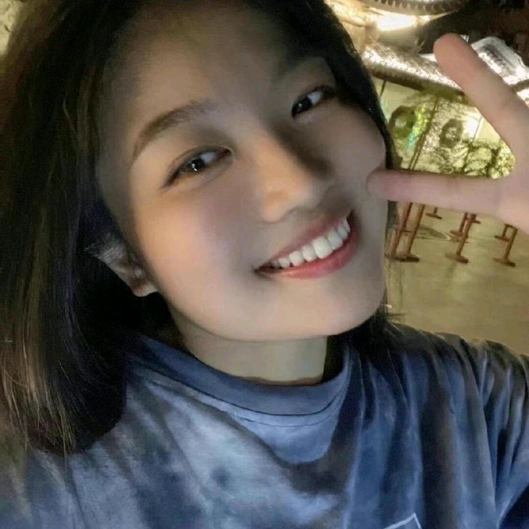 王吨吨～你笑起来真好看