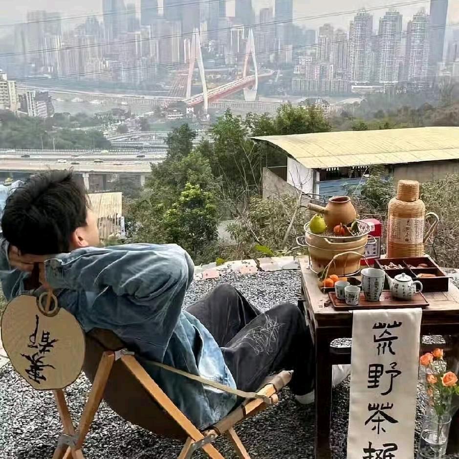 钱多多\