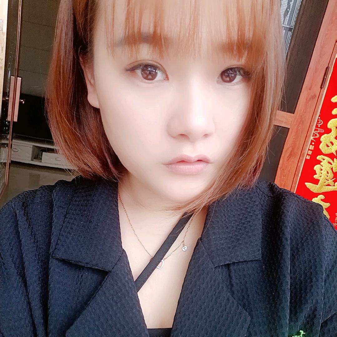 初见不晚美甲店