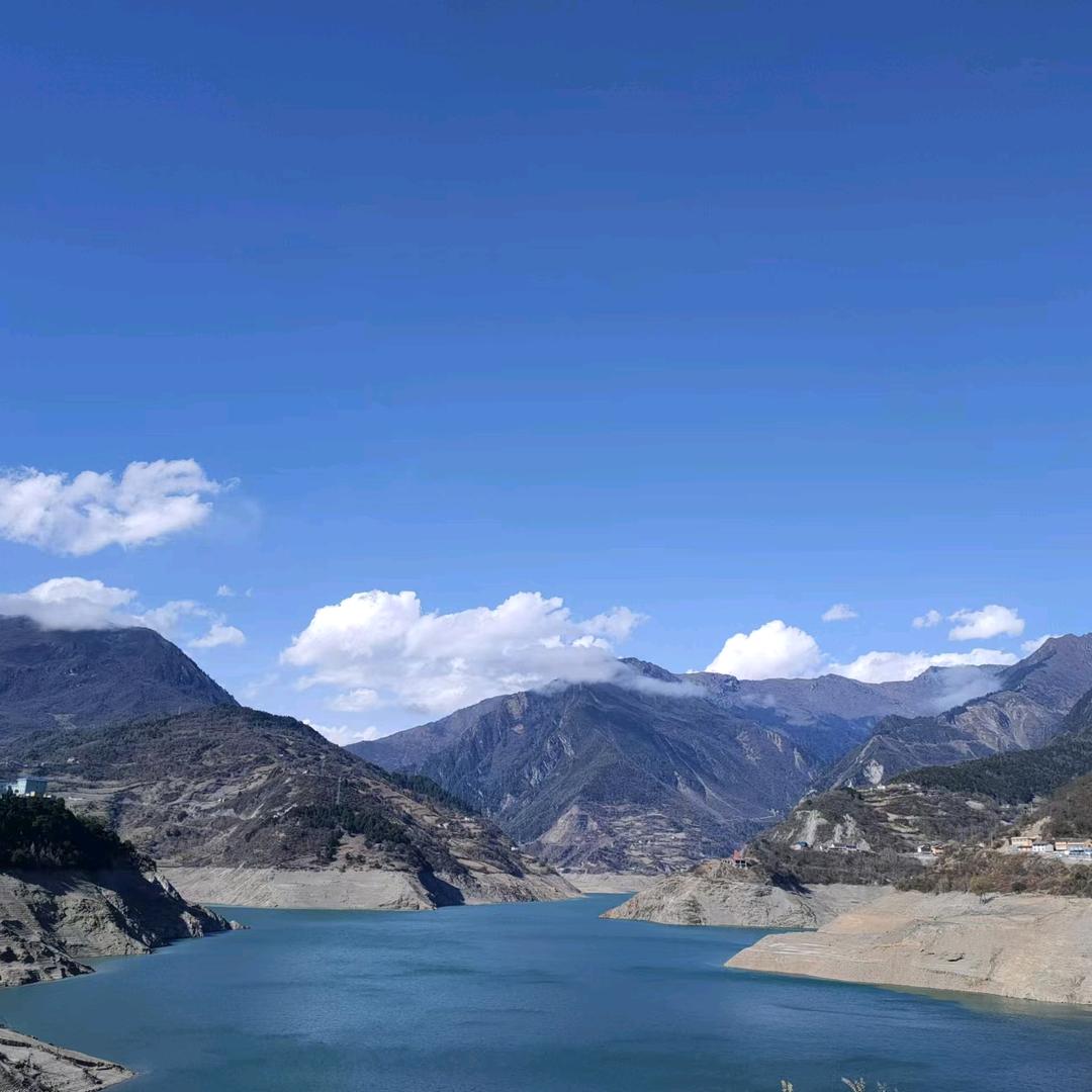 东哥爱旅行