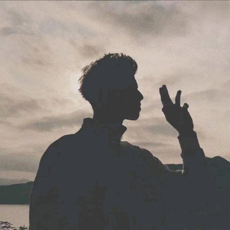 “H”