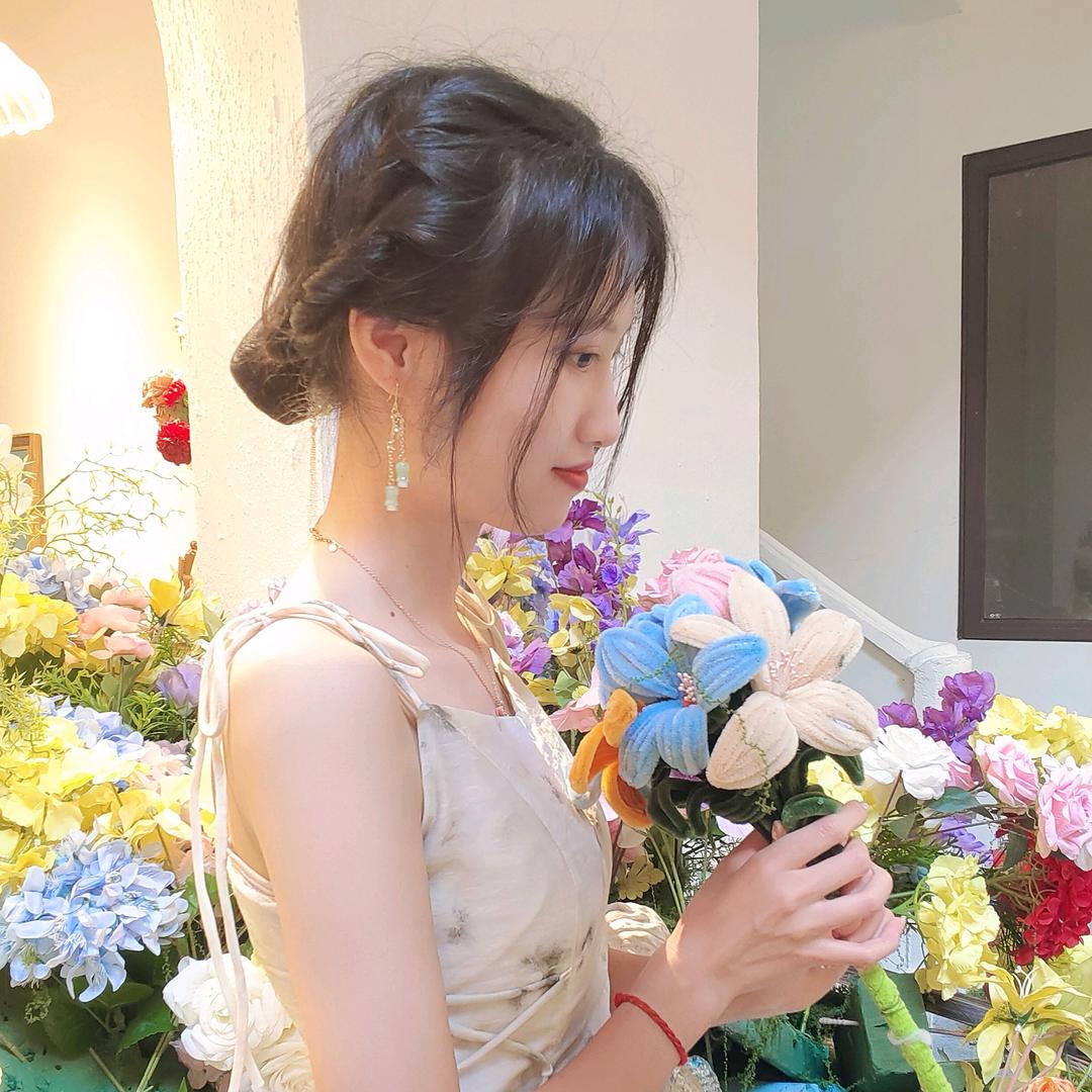 杨小妖