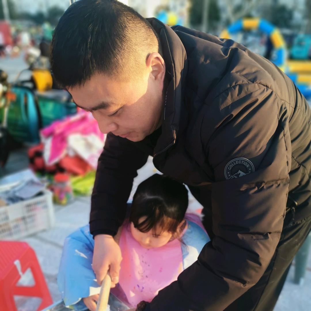 老鄧爱唱歌