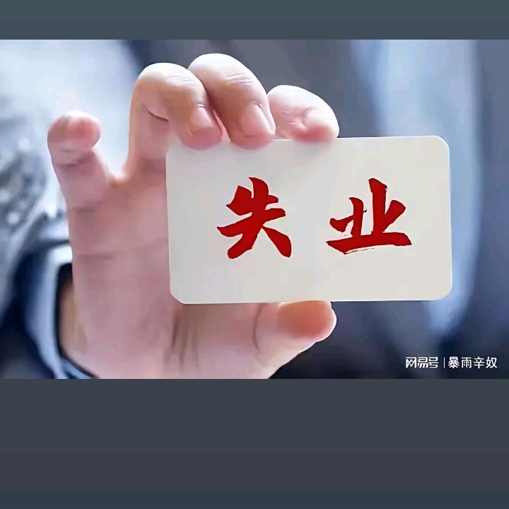 李你很近