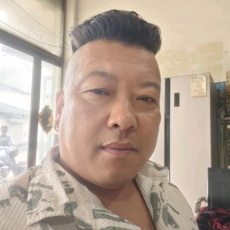 㜂孞锁爱
