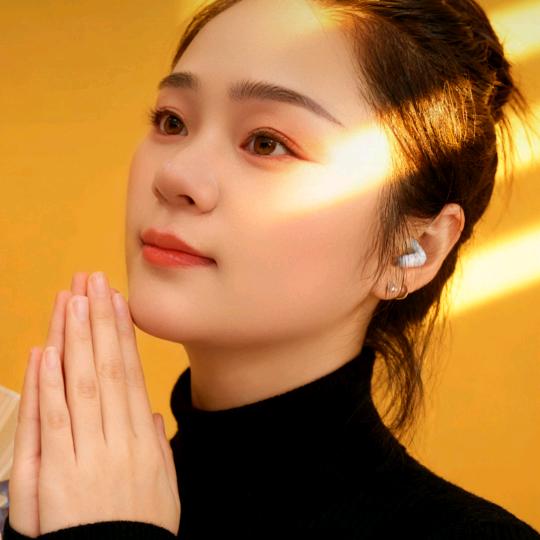 阿莲