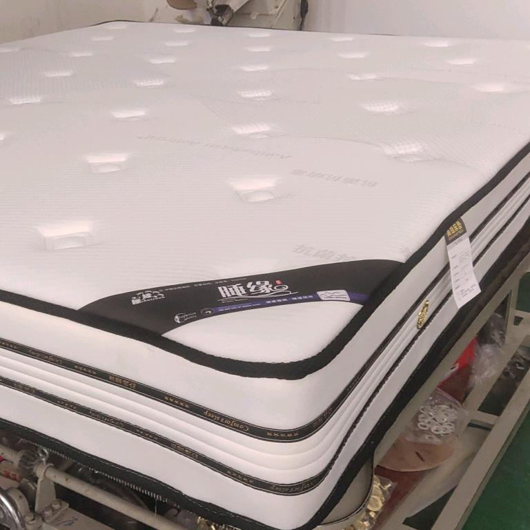 凯里小潘苗族床垫批发