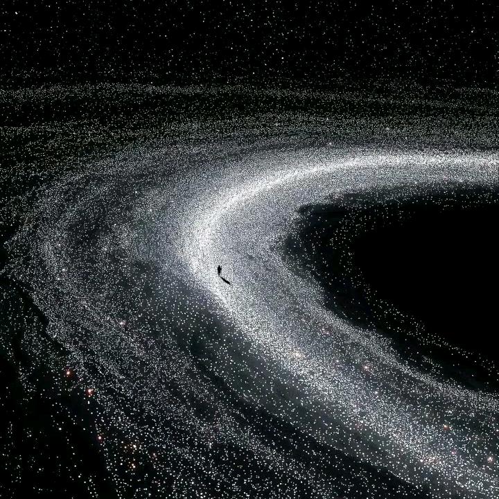 满船清梦压星河