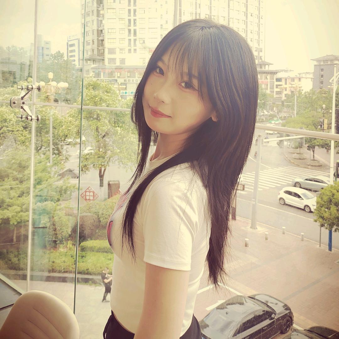 QQ不能再吃了🌻