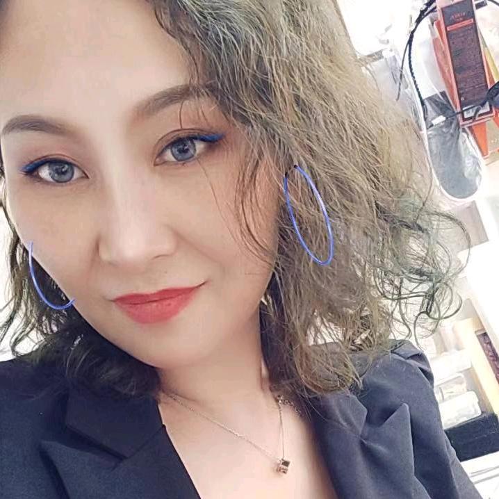 伊犁娜娜