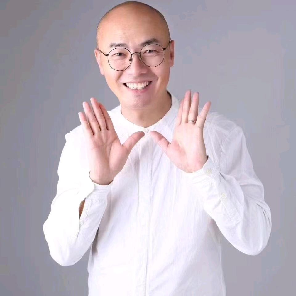 曹健博