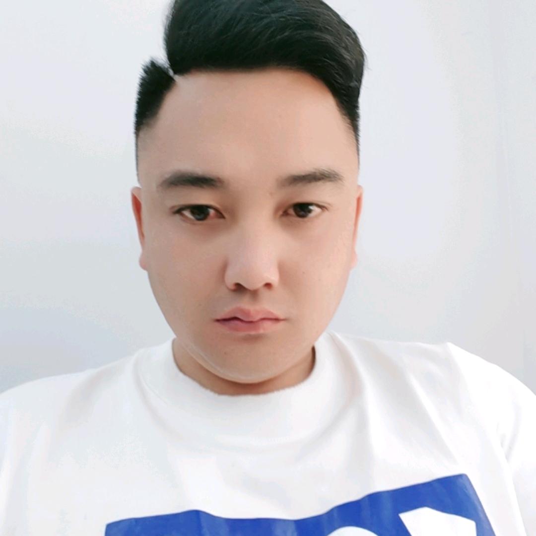 空首一座城🐉💐🌺我在等有缘人