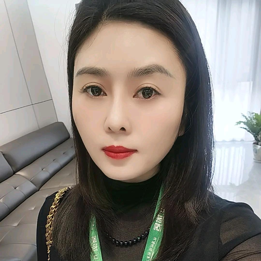 乌当区二手房余佳丽