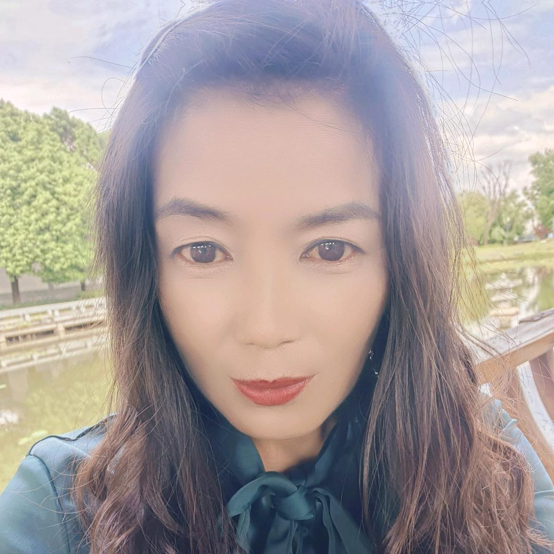 爱在其中(ง •̀_•́)ง加油