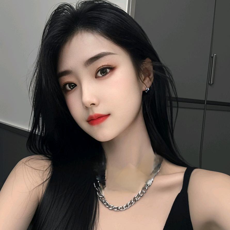 浅浅💋