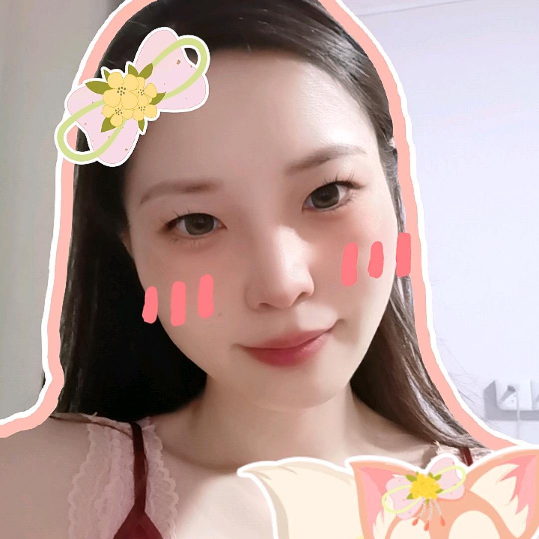 轻轻一笑
