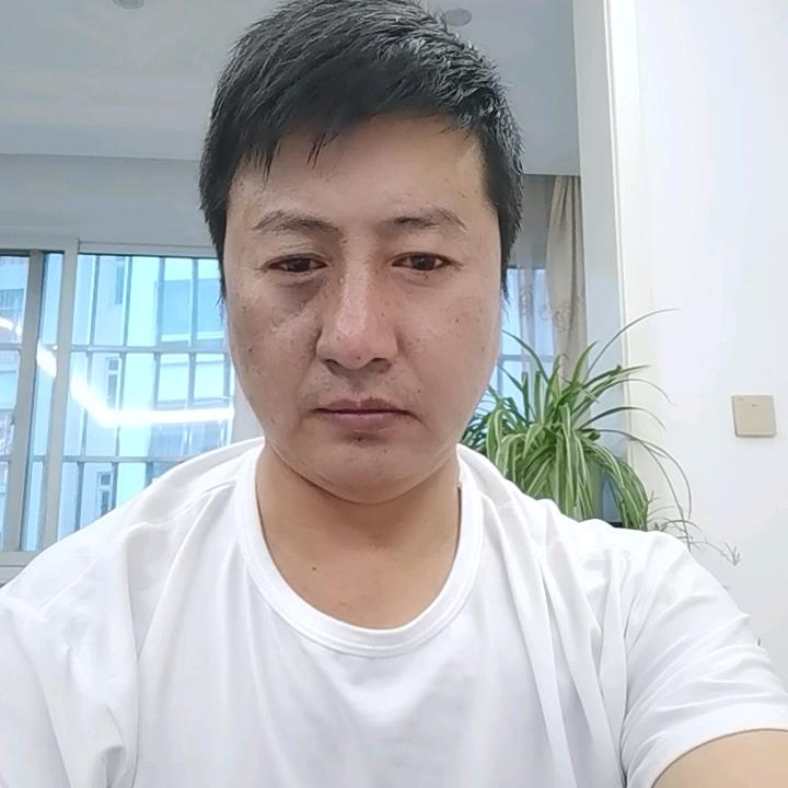 用户杨成