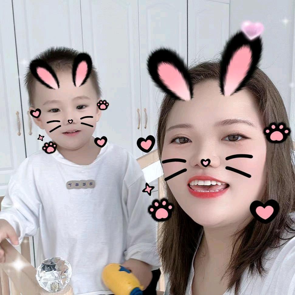 随欣益十豆加服饰专卖店