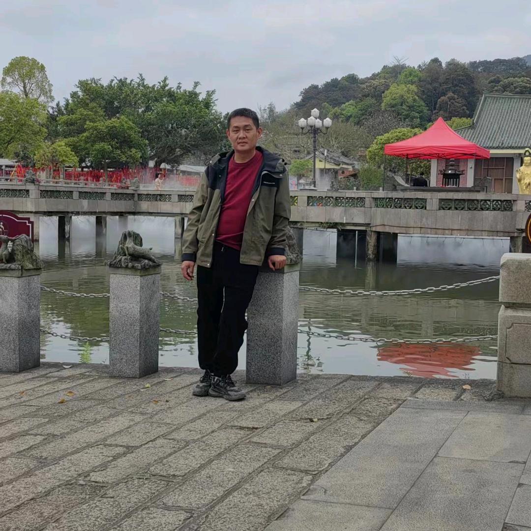汕头市百浪汇装饰有限公司